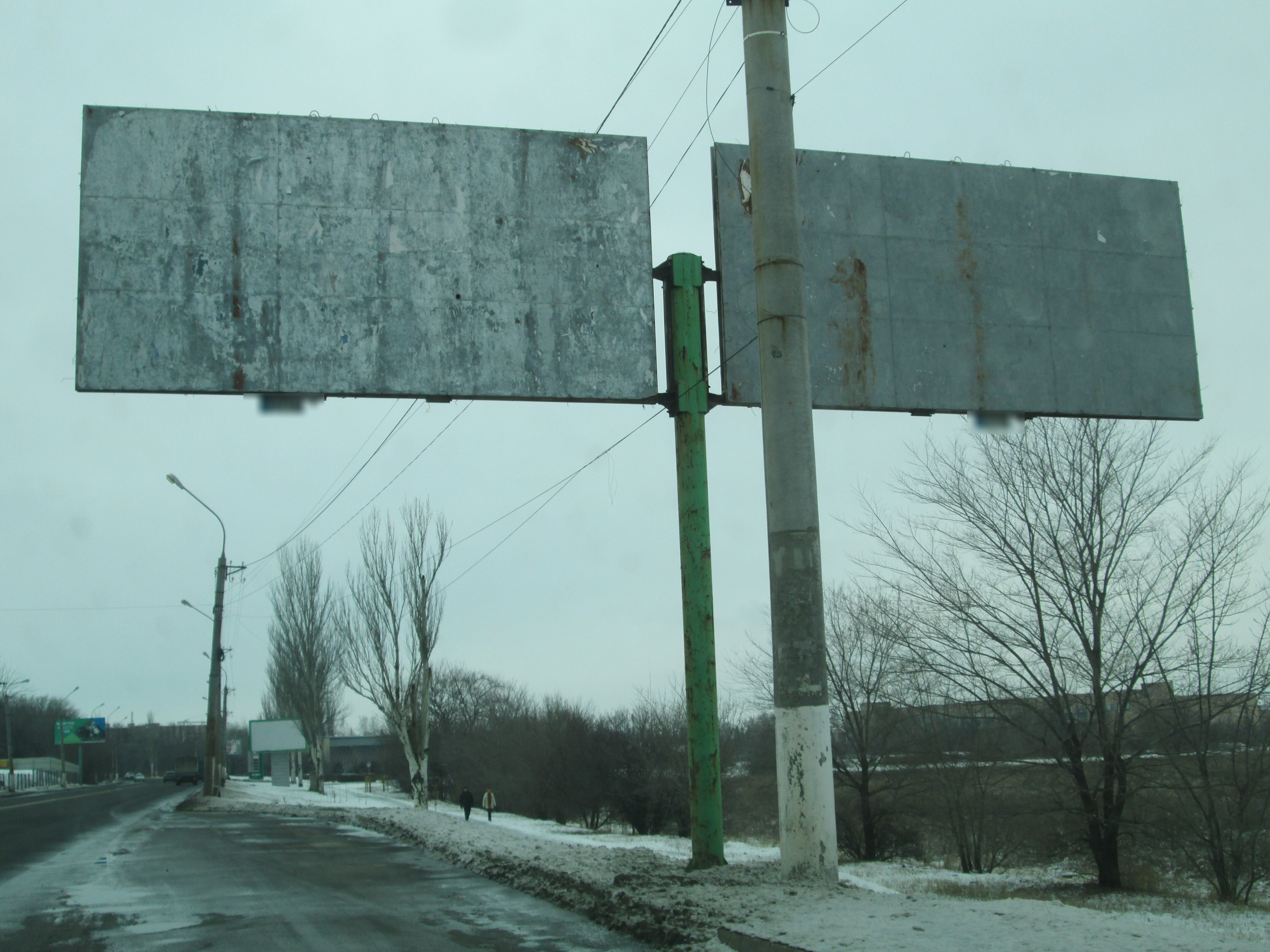 Фотография рекламного носителя, тип: Билборд 3x6, адрес: А. Линева ул., ост. Стройцентр, Луганск, Луганская область, Россия. Сторона A1 №1098307