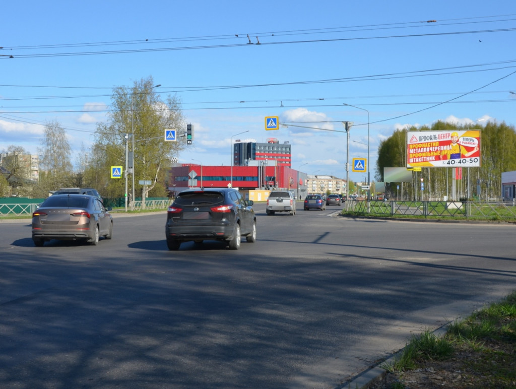 Фотография рекламного носителя, тип: Билборд 3x6, адрес: Бабушкина ул., д.33 Х Глебовской ул., Рыбинск, Ярославская область, Россия. Сторона А №1051636