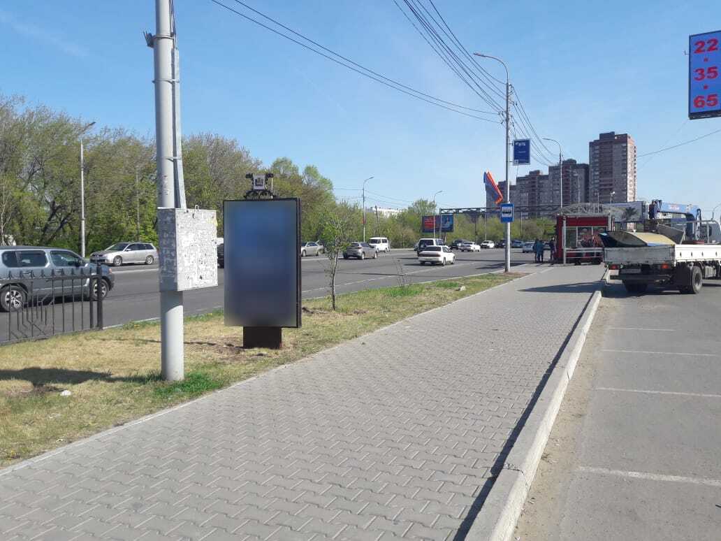 Фотография рекламного носителя, тип: Ситиформат 1.8x1.2, адрес: Павла Морозова ул. Х Вахова ул., ост. Кругосветка, Хабаровск, Хабаровский край, Россия. Сторона А №971729