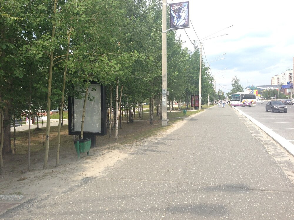 Фотография рекламного носителя, тип: Ситиформат 1.8x1.2, адрес: Советская ул., д.86В, поз.2, Ноябрьск, Ямало-Ненецкий автономный округ, Россия. Сторона Б №675368