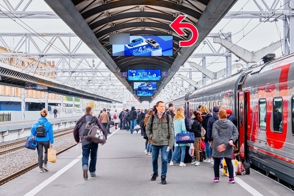 Фотография рекламного носителя, тип: Видеоэкран, адрес: ЖД вокзал «Московский», Невский пр-т., д.85, Санкт-Петербург, Россия. Сторона/вариант A2 №1060528