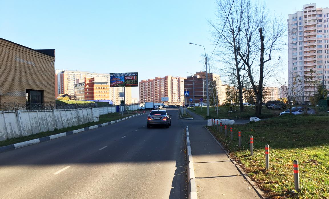 Фотография рекламного носителя, тип: Билборд 3x6, адрес: Вилора Трифонова ул., 135 м от Волоколамского ш., Красногорск, Московская область, Россия. Сторона Б №722717