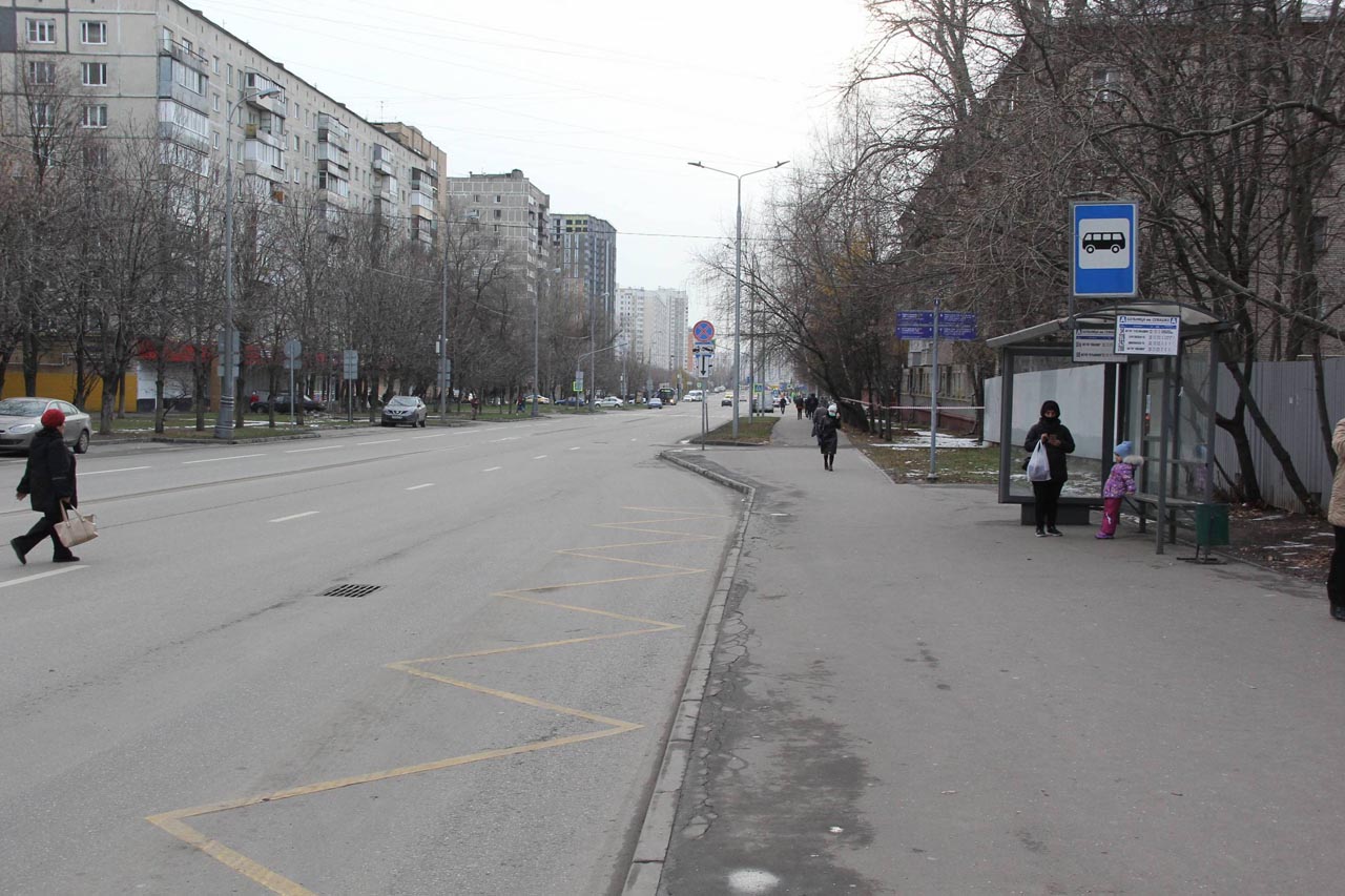 Фотография рекламного носителя, тип: Остановка 1.8x1.2, адрес: Совхозная ул., д.55, стр.1, Москва, Россия. Сторона А2 №934023