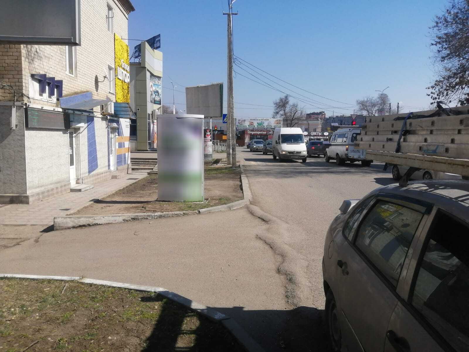 Фотография рекламного носителя, тип: Ситиформат 1.8x1.2, адрес: 50 лет Октября ул., поз.1, Минеральные Воды, Ставропольский край, Россия. Сторона В №838986