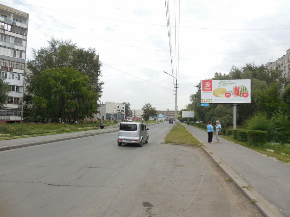 Фотография рекламного носителя, тип: Билборд 3x6, адрес: Труда ул., д.11, Омск, Омская область, Россия. Сторона А №1009975