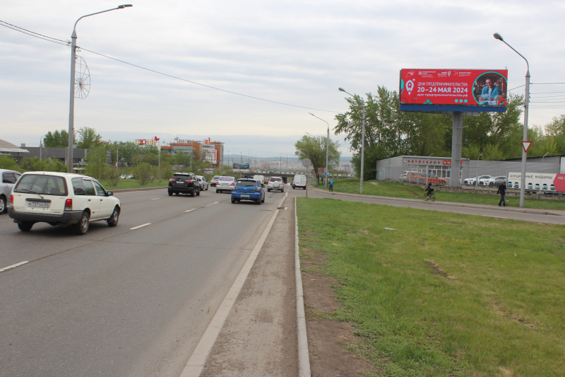 Фотография рекламного носителя, тип: Суперсайт 4x12, адрес: Авиаторов ул., Красноярск, Красноярский край, Россия. Сторона А №1096440