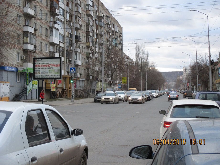 Фотография рекламного носителя, тип: Ситиборд 2.7x3.7, адрес: Кутякова ул. Х Чапаева ул., Саратов, Саратовская область, Россия. Сторона Б1-Б5 №717563