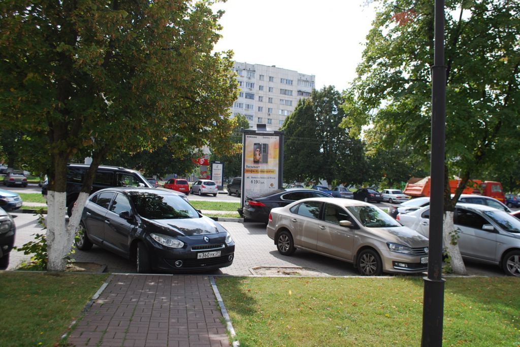 Фотография рекламного носителя, тип: Пиллар 3x1.4, адрес: Костюкова ул., д.36Д, поз.2, Белгород, Белгородская область, Россия. Сторона С №699567