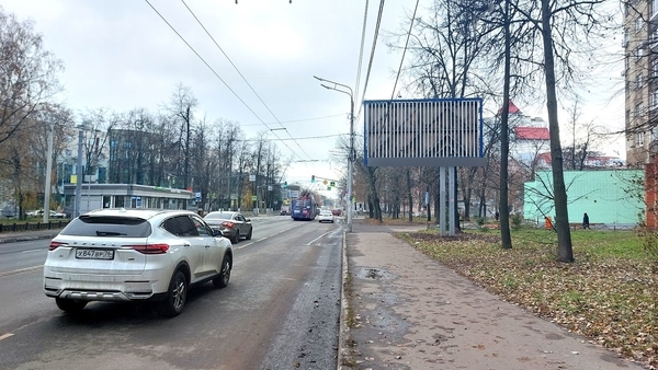 Фотография рекламного носителя, тип: Билборд 3x6, адрес: Советская ул., д.57, Ярославль, Ярославская область, Россия. Сторона A1-A3 №1056317