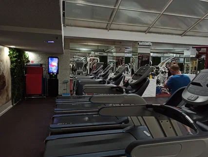 Фотография рекламного носителя, тип: Видеоэкран, адрес: Фитнес-центр «Фитнес Практика Комсомольская», Каланчевская ул., д.16, Москва, Россия. Сторона/вариант 4 №980660