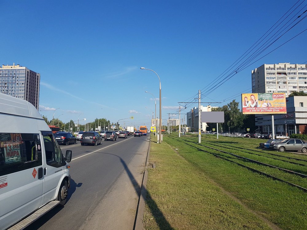 Фотография рекламного носителя, тип: Билборд 3x6, адрес: Набережночелнинский пр-т., д.10а, Набережные Челны, Республика Татарстан, Россия. Сторона A1-A3 №629851