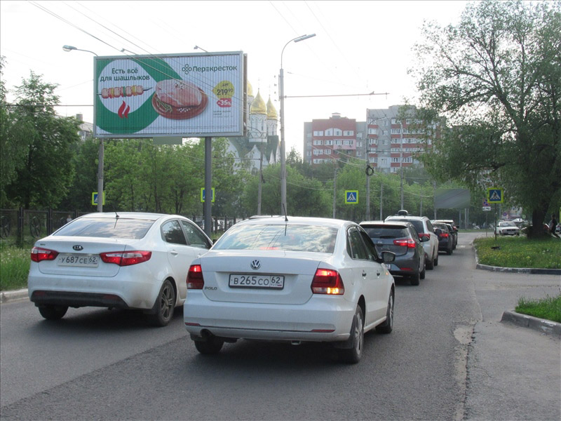 Фотография рекламного носителя, тип: Билборд 3x6, адрес: Новоселов ул., д.34, Рязань, Рязанская область, Россия. Сторона А1-А3 №596000