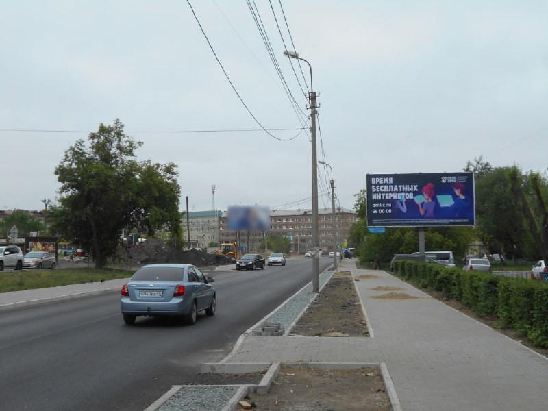 Фотография рекламного носителя, тип: Билборд 3x6, адрес: Труда ул., д.10а, Омск, Омская область, Россия. Сторона А №1009973