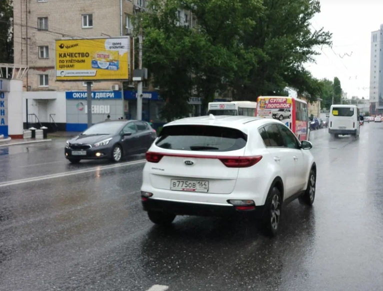 Фотография рекламного носителя, тип: Билборд 3x6, адрес: Чапаева ул. Х Ильинская площадь, Саратов, Саратовская область, Россия. Сторона B1-B3 №742046