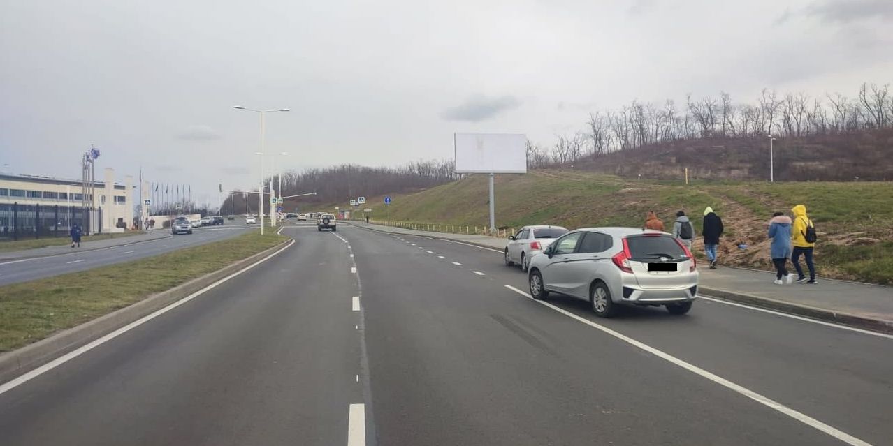 Фотография рекламного носителя, тип: Билборд 3x6, адрес: Русский о., ДВФУ, поз.1, Владивосток, Приморский край, Россия. Сторона А №960418