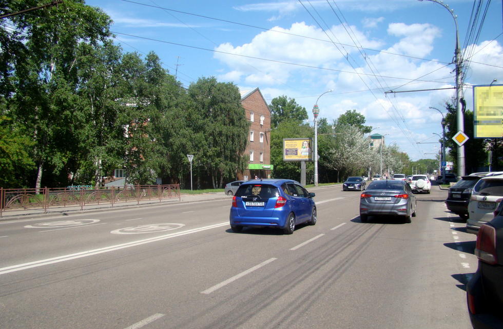 Фотография рекламного носителя, тип: Ситиборд 2.7x3.7, адрес: 1-ая Советская ул. Х Ядринцева ул., Иркутск, Иркутская область, Россия. Сторона Б №330448