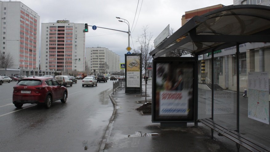 Фотография рекламного носителя, тип: Пиллар 3x1.4, адрес: Вишневского ул., д.14, поз.1, Казань, Республика Татарстан, Россия. Сторона A №685998