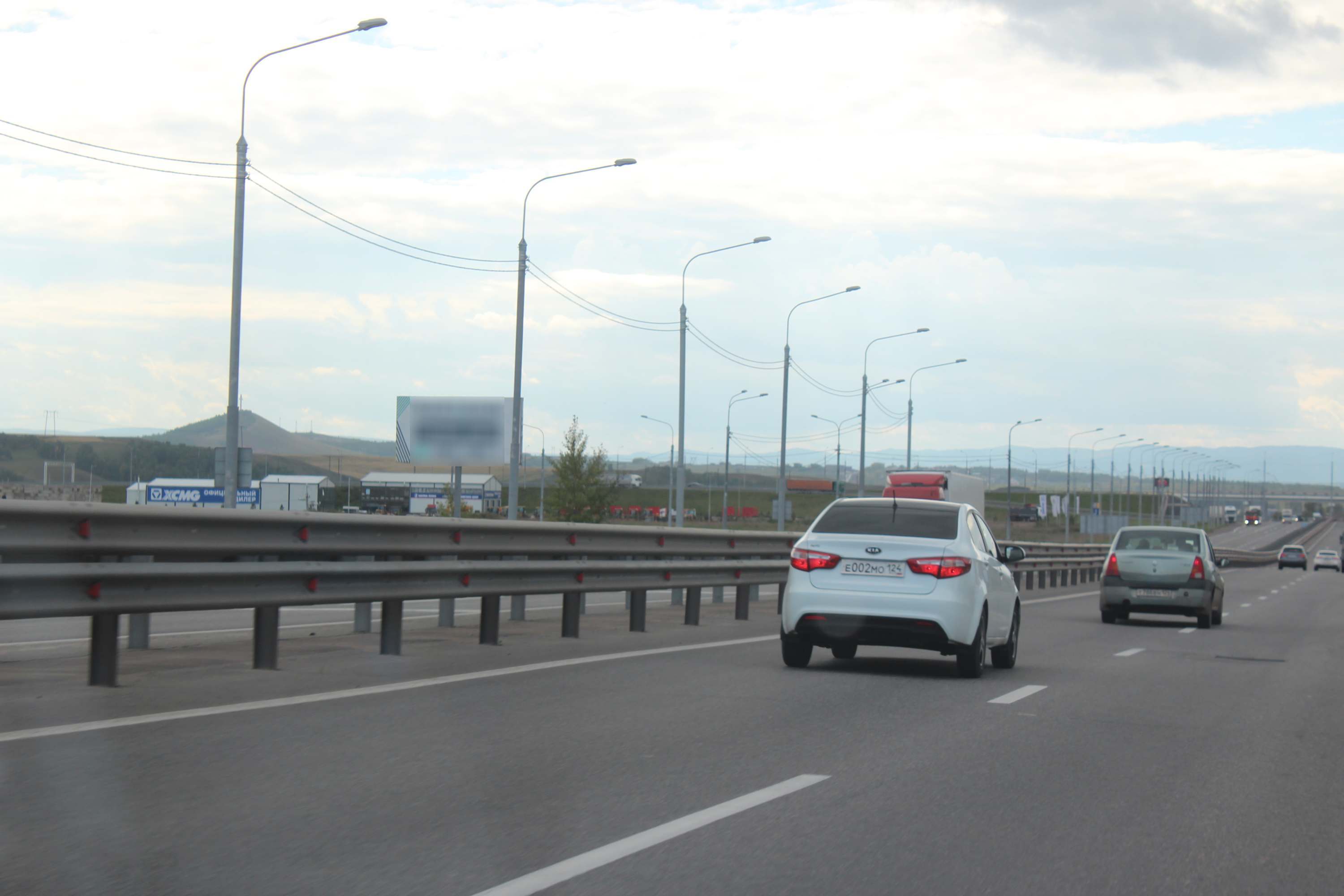 Фотография рекламного носителя, тип: Билборд 3x6, адрес: Красноярск г. - Емельяново п. - Аэропорт а/д, поз.1, Красноярск, Красноярский край, Россия. Сторона Б №870331