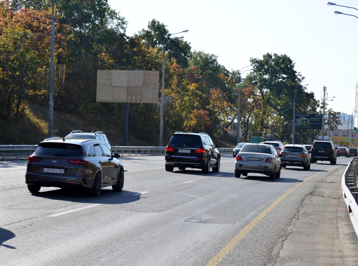 Фотография рекламного носителя, тип: Билборд 3x6, адрес: Демократическая ул., 140 000м, Самара, Самарская область, Россия. Сторона В №1080331