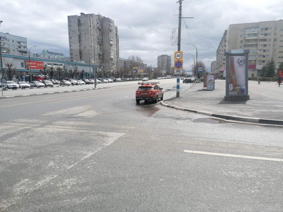 Фотография рекламного носителя, тип: Пиллар 3x1.4, адрес: Ульяновский пр-т., д.9, Ульяновск, Ульяновская область, Россия. Сторона А1 №1027741