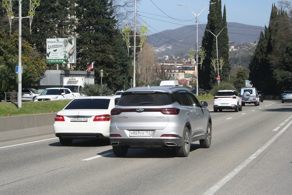 Фотография рекламного носителя, тип: Ситиборд 2.7x3.7, адрес: Ленина ул., д.219/19в, Адлер, Краснодарский край, Россия. Сторона Б №870479