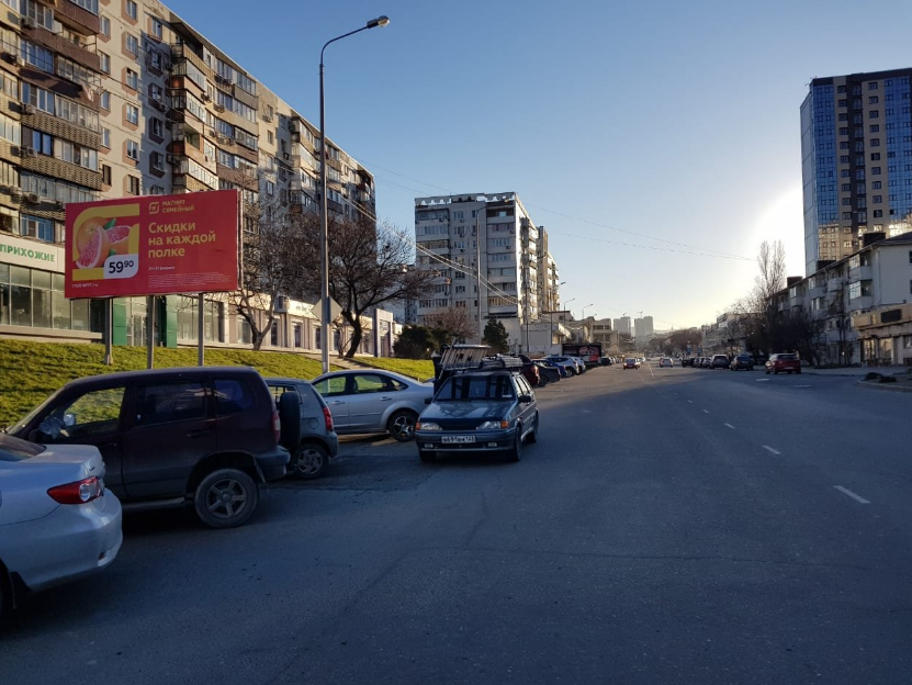 Фотография рекламного носителя, тип: Билборд 3x6, адрес: Исаева ул., д.4, Новороссийск, Краснодарский край, Россия. Сторона Б №702877