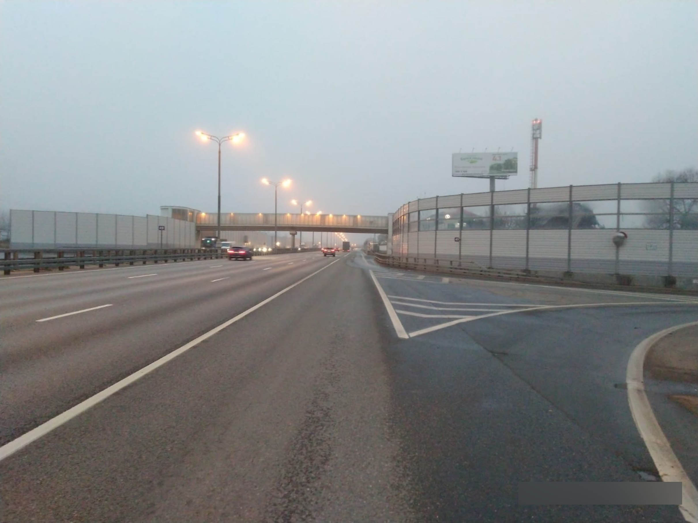 Фотография рекламного носителя, тип: Суперсайт 5x15, адрес: Киевское ш., 49 000м, справа, Московская область, Россия. Сторона A №562342