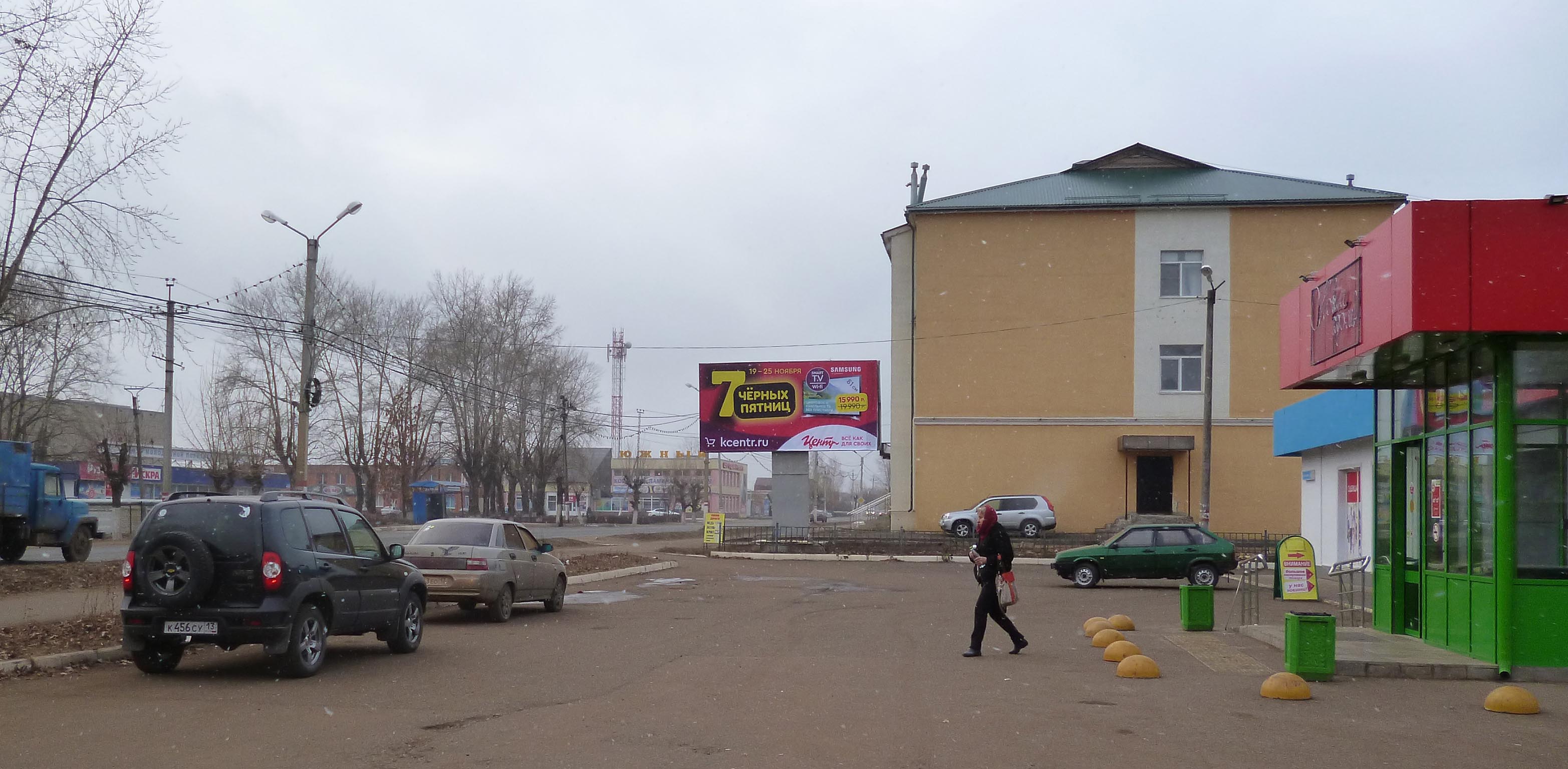 Фотография рекламного носителя, тип: Билборд 3x6, адрес: Маяковского ул., д.87Д, Рузаевка, Республика Мордовия, Россия. Сторона A №1078701