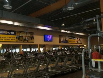 Фотография рекламного носителя, тип: Видеоэкран, адрес: Фитнес-центр «Fitness House в Девяткино», Новое Девяткино д., Главная ул., д.60, Ленинградская область, Россия. Сторона/вариант 1 №981011