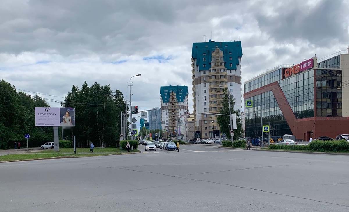 Фотография рекламного носителя, тип: Билборд 3x6, адрес: Ленина пр-т., д.23, Сургут, Ханты-Мансийский автономный округ – Югра, Россия. Сторона Б №959963