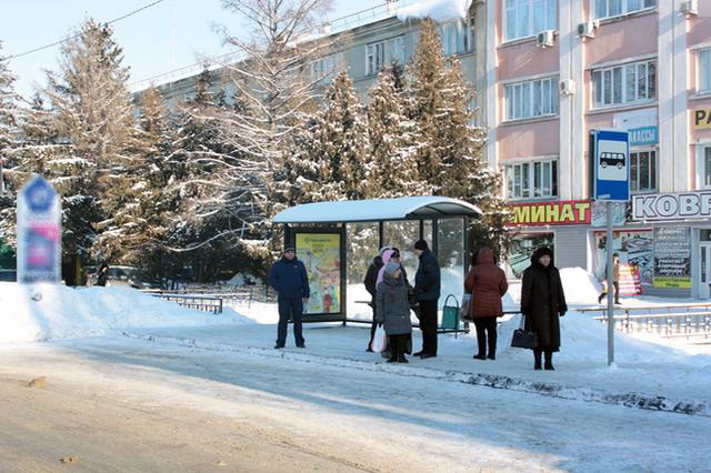 Фотография рекламного носителя, тип: Остановка 1.8x1.2, адрес: Советская ул., ост. «Завод "Полимермаш"», нечетная сторона, Тамбов, Тамбовская область, Россия. Сторона A №550611