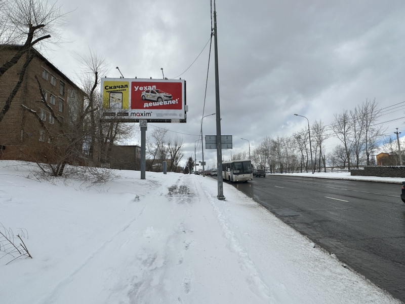 Фотография рекламного носителя, тип: Билборд 3x6, адрес: Свердловская ул. Х Матросова ул., д.20, Красноярск, Красноярский край, Россия. Сторона Б №780027