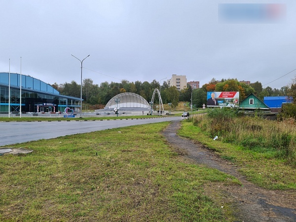 Фотография рекламного носителя, тип: Билборд 3x6, адрес: Бумажников ул., д.23, поз.1, Кондопога, Республика Карелия, Россия. Сторона A №1002356