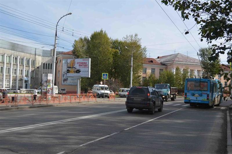 Фотография рекламного носителя, тип: Ситиборд 2.7x3.7, адрес: Советская ул., д.139, Иркутск, Иркутская область, Россия. Сторона B1-B3 №293028