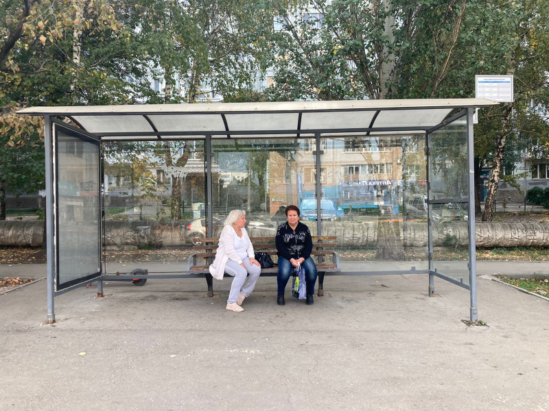 Фотография рекламного носителя, тип: Остановка 1.8x1.2, адрес: Георгия Димитрова ул., д.118, Самара, Самарская область, Россия. Сторона A3 №1075617