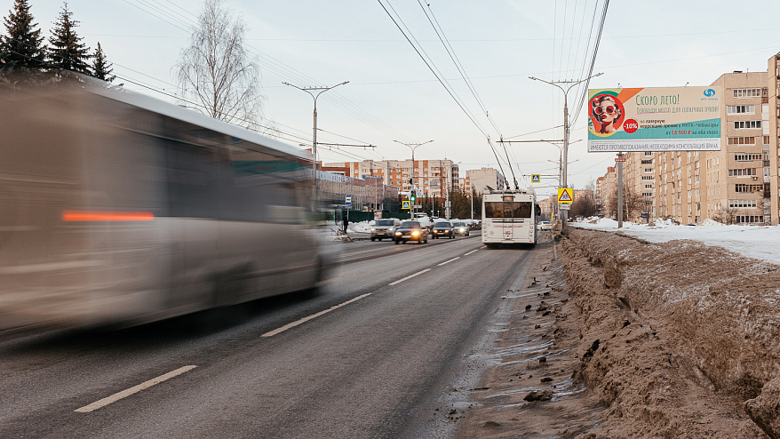 Фотография рекламного носителя, тип: Билборд 3x6, адрес: М. Павлова ул., д.1, Чебоксары, Республика Чувашия, Россия. Сторона A №838443