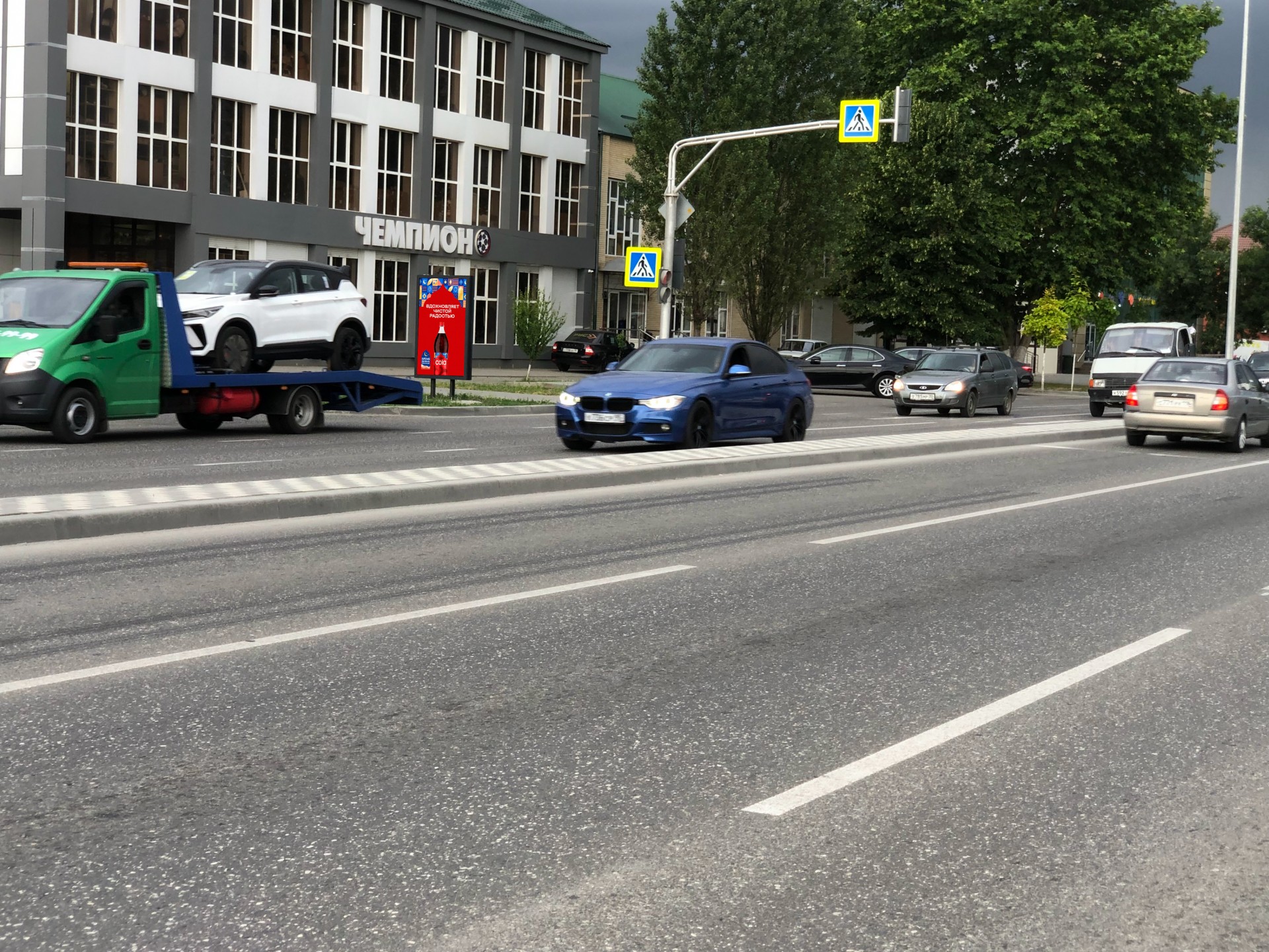 Фотография рекламного носителя, тип: Ситиформат 1.8x1.2, адрес: Жуковского ул., поз.8, Грозный, Республика Чечня, Россия. Сторона Б №1084413