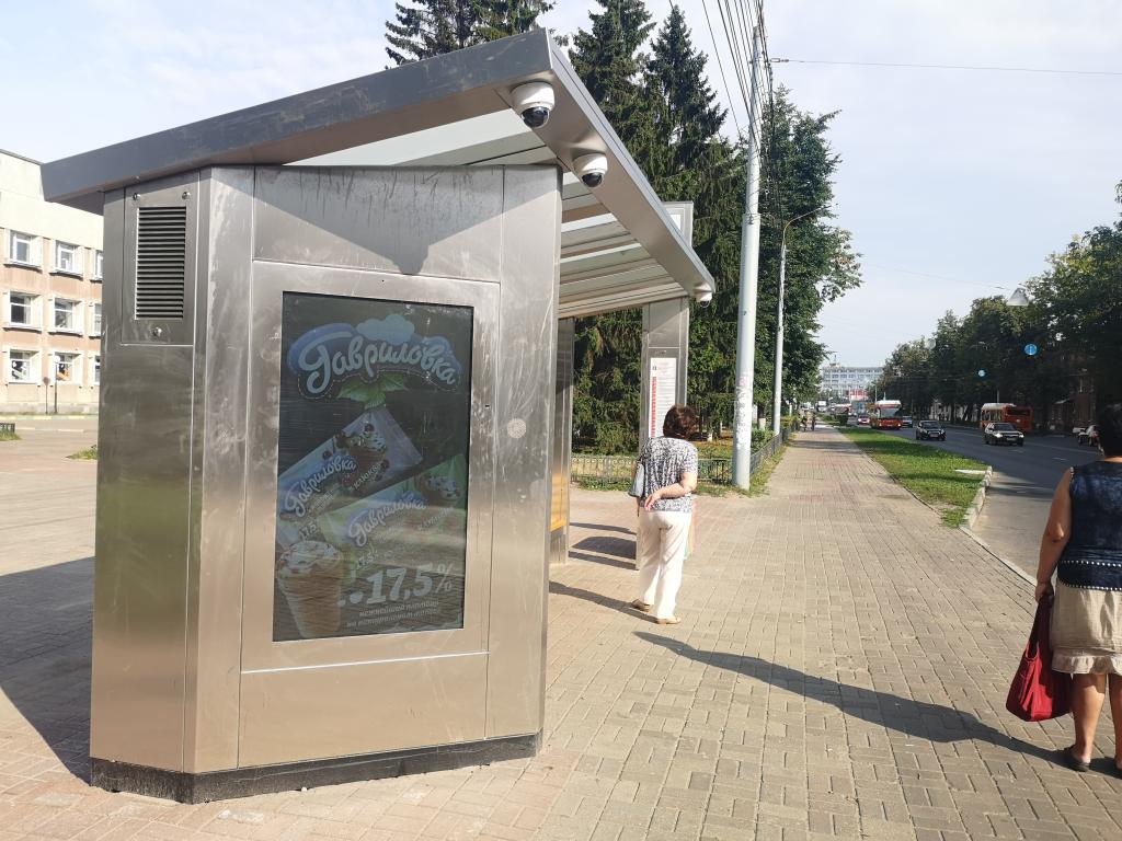 Фотография рекламного носителя, тип: Остановка, адрес: Коминтерна ул., ост. Баррикад ул., Нижний Новгород, Нижегородская область, Россия. Сторона B1-В10 №1001192