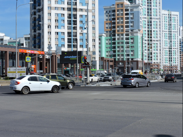 Фотография рекламного носителя, тип: Видеоэкран, адрес: Академика Сахарова ул., д.78, Екатеринбург, Свердловская область, Россия. Сторона В №1075753