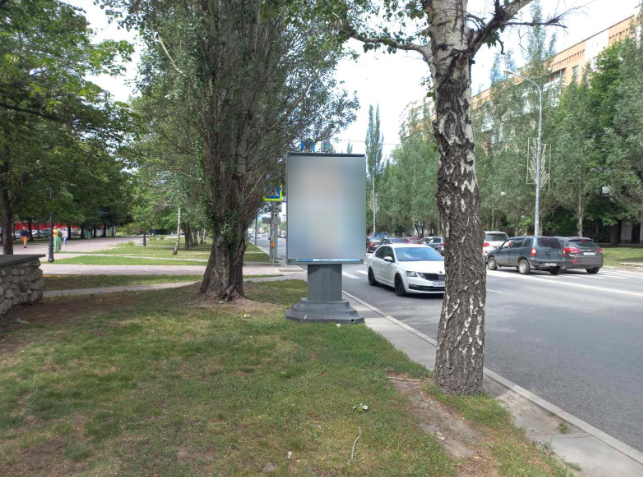Фотография рекламного носителя, тип: Пилон, адрес: Осипенко ул. Х Ленина пр-т., д.1, поз.1, Самара, Самарская область, Россия. Сторона В №1080558