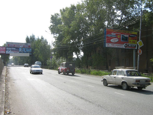 Фотография рекламного носителя, тип: Билборд 3x6, адрес: Октябрьской революции ул., д.51, Нижний Тагил, Свердловская область, Россия. Сторона A №484448