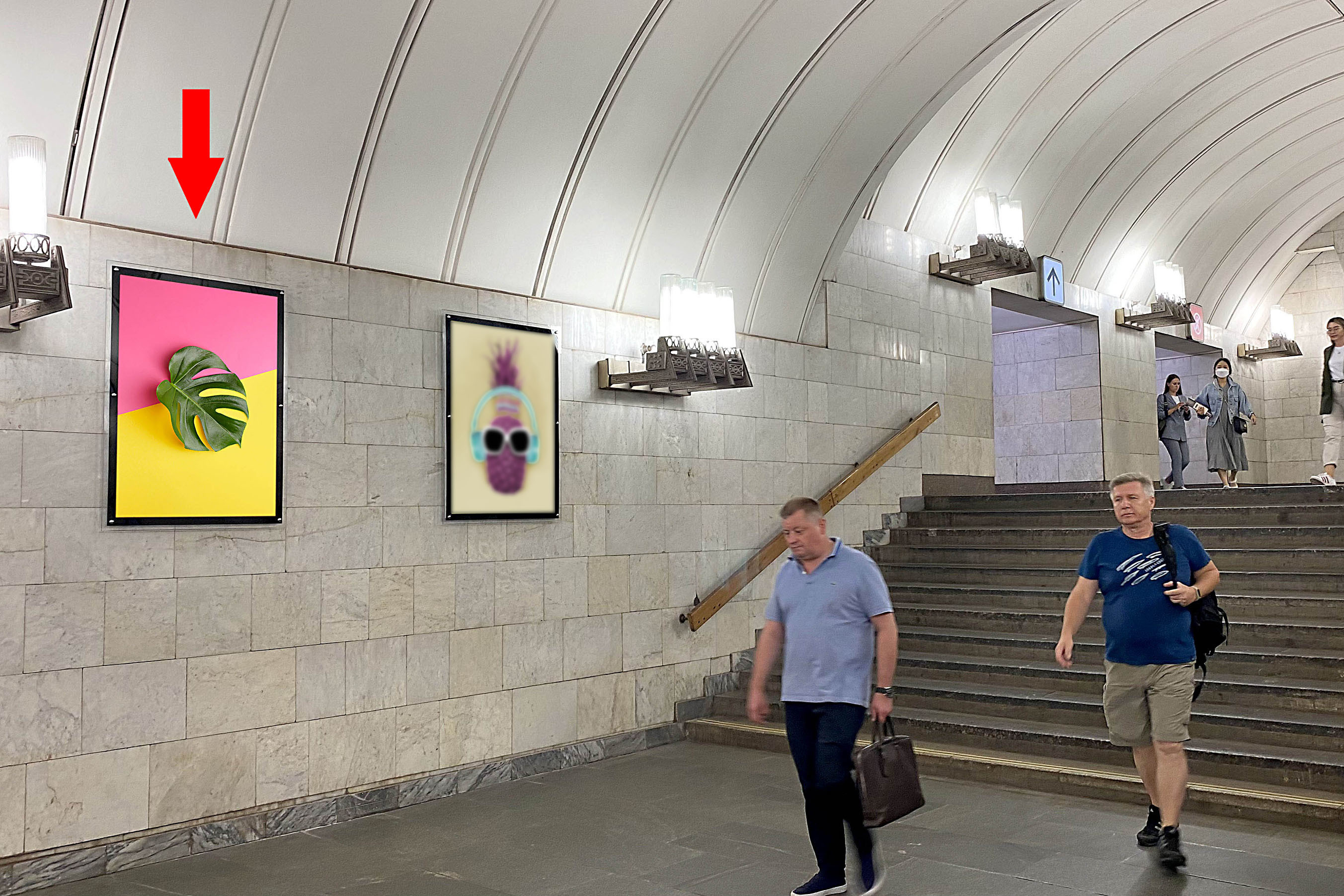 Фотография рекламного носителя, тип: Кристалайт, адрес: Станция метро «Пушкинская», линия Таганско-Краснопресненская, Москва, Россия. Сторона/вариант A №1055253