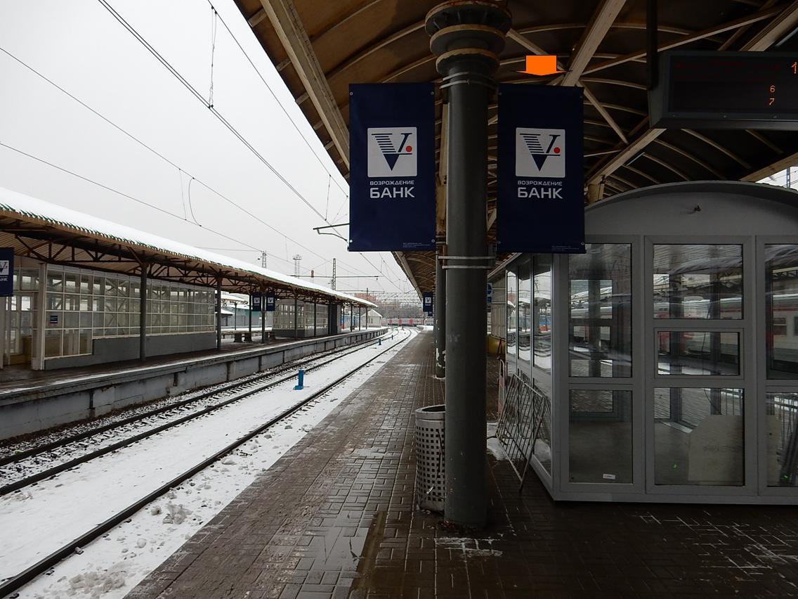 Фотография рекламного носителя, тип: Флаг, адрес: Земляной Вал ул., д.29, платформа №3, поз.91, Москва, Россия. Сторона А №985981