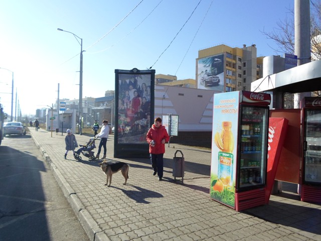 Фотография рекламного носителя, тип: Пиллар 3x1.4, адрес: Дзержинского ул. Х Александра Покрышкина ул., Краснодар, Краснодарский край, Россия. Сторона А №409588