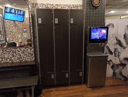 Фотография рекламного носителя, тип: Видеоэкран, адрес: Фитнес-центр «Fitness Holding TERRASPORT Коперник», Большая Якиманка ул., д.22, Москва, Россия. Сторона/вариант 4 №980475