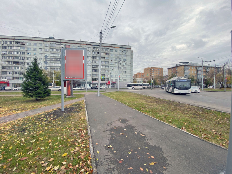 Фотография рекламного носителя, тип: Дорожный указатель, адрес: Копылова ул. X Республики ул., д.51, стр.1, Красноярск, Красноярский край, Россия. Сторона Б №1097906