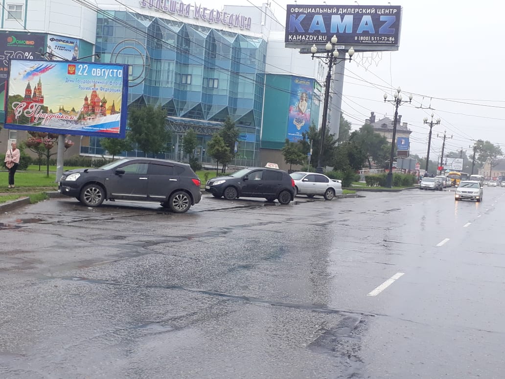 Фотография рекламного носителя, тип: Билборд 3x6, адрес: Карла Маркса ул. Х Большая ул., Хабаровск, Хабаровский край, Россия. Сторона B №971359