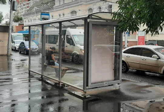 Фотография рекламного носителя, тип: Остановка 1.8x1.2, адрес: Вавилова ул. Х Рахова ул., ТЦ Каштан, Саратов, Саратовская область, Россия. Сторона Б №747523