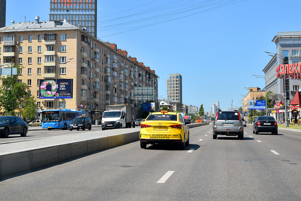Фотография рекламного носителя, тип: Билборд 3x6, адрес: Звенигородское ш., д.1-3, Москва, Россия. Сторона Б1 №706705