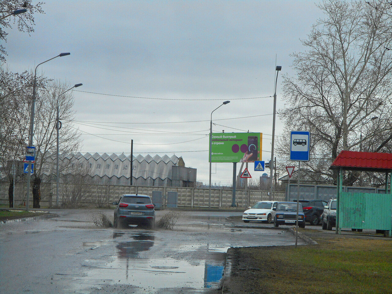 Фотография рекламного носителя, тип: Билборд 3x6, адрес: Транссибирская ул., д.16, корп.2, Омск, Омская область, Россия. Сторона В №769282